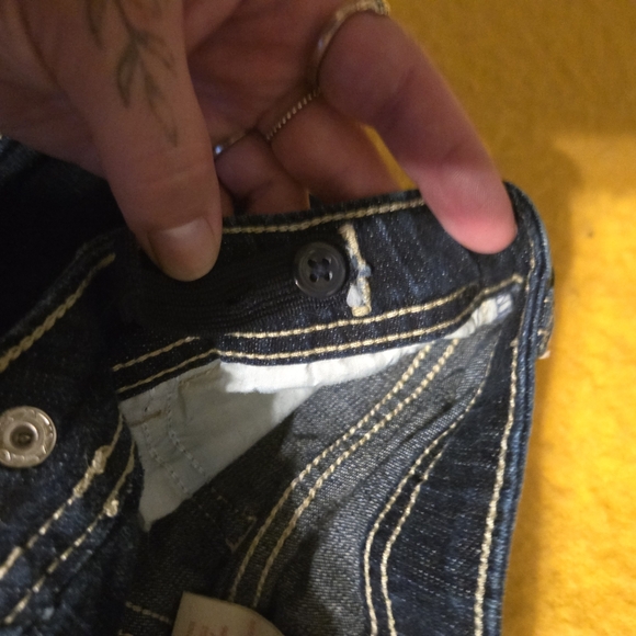 Girls shorts - Picture 3 of 4